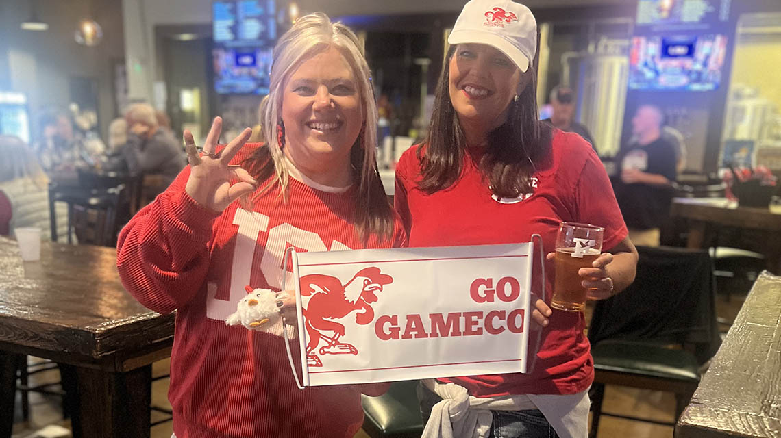 Jax State alumni gather to watch the JSU Game