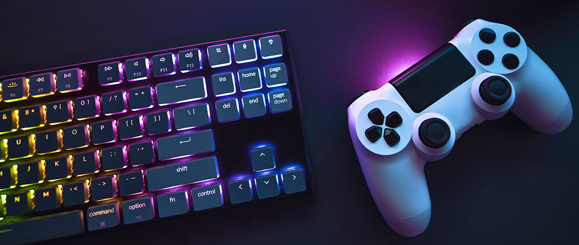 Gaming controller and keyboard