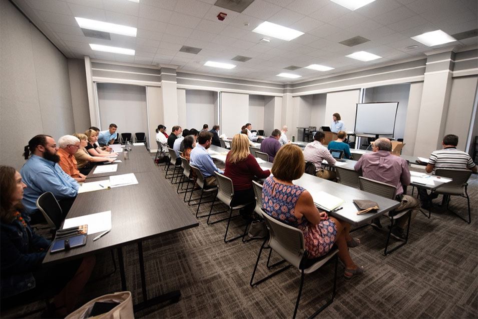 Faculty Senate Committee Members