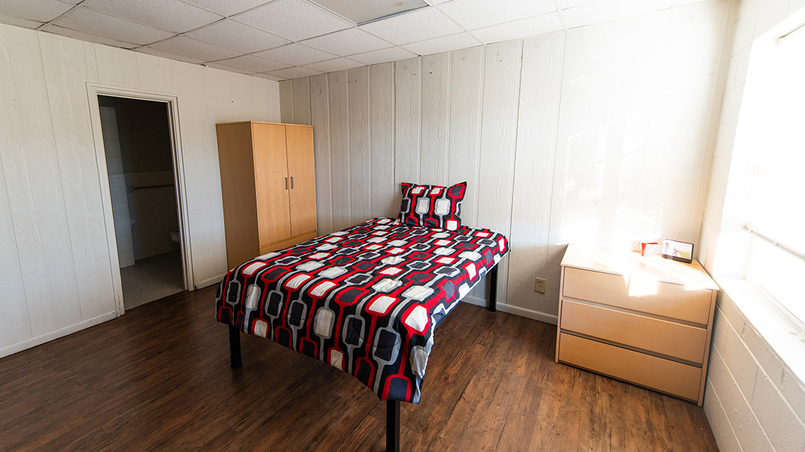 Campus Inn bedroom
