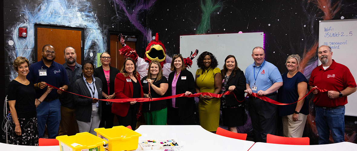 Jax State's Regional Inservice Center Unveils State-of-the-Art Model STEM Lab