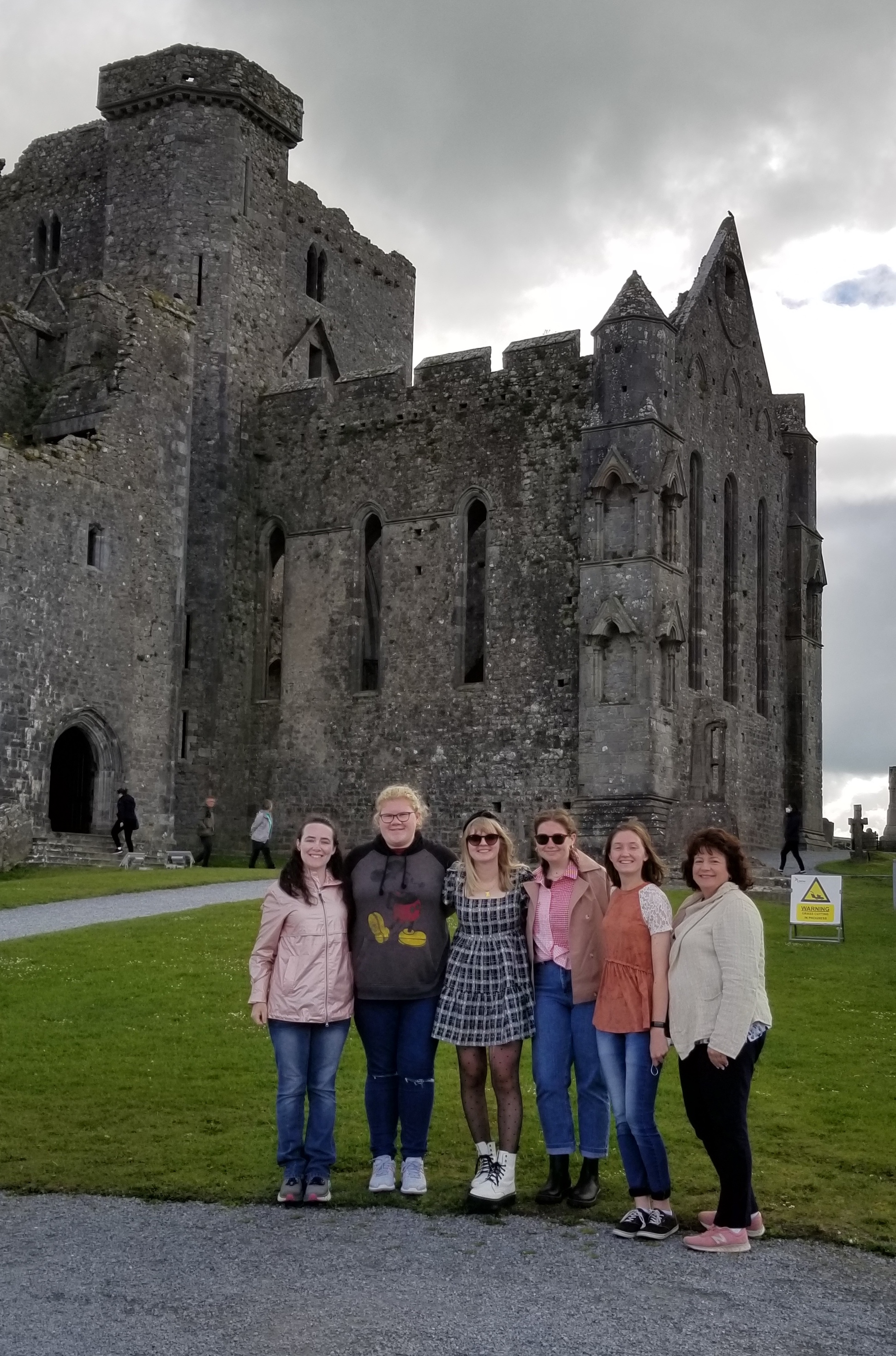 JSU Honors students study abroad in Ireland in summer 2022. 
