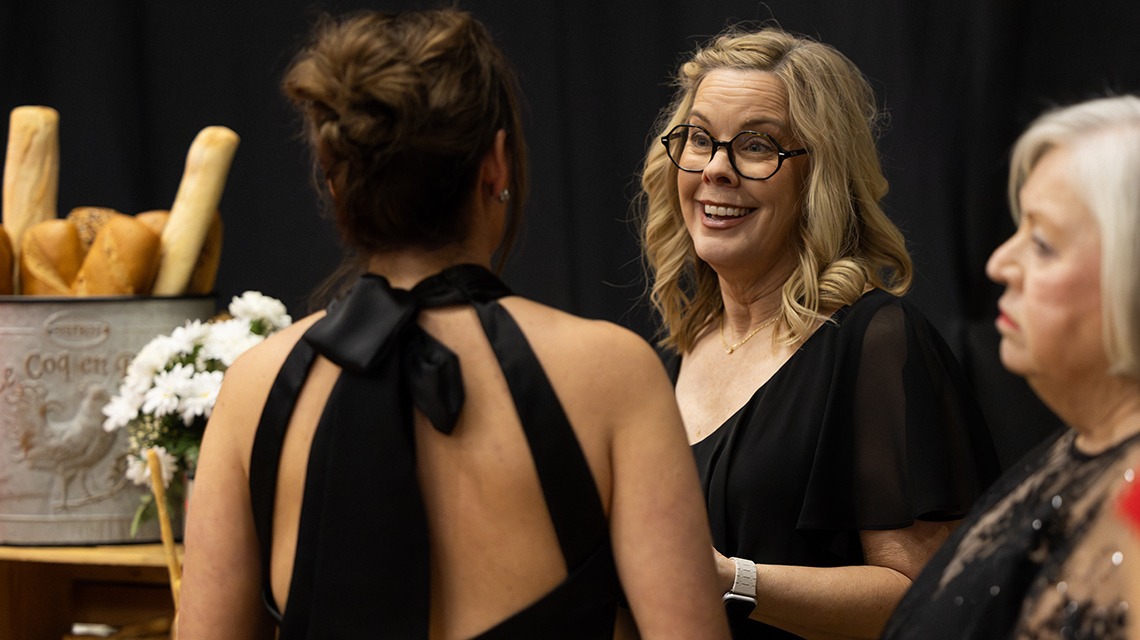 Annual Red Tie Dinner and Auction