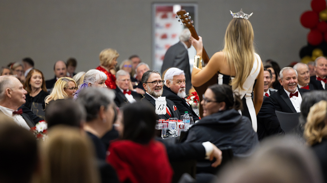 Annual Red Tie Dinner and Auction