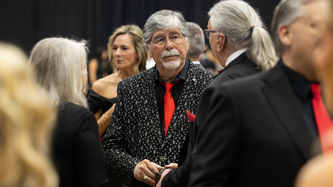 Annual Red Tie Dinner and Auction