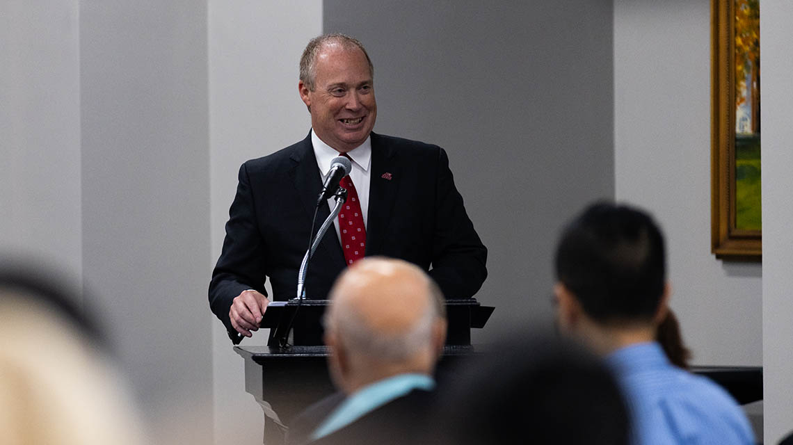 President Killingsworth welcoming guests to the Free Speech Forum