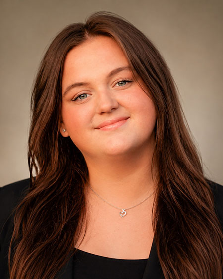 Sydnee Lee, Vice President 